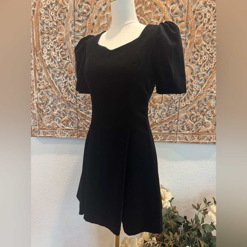 Vintage Laura Ashley Black Velvet Dress Puff Sleeve Romantic Mini Dress - Picture 5 of 15
